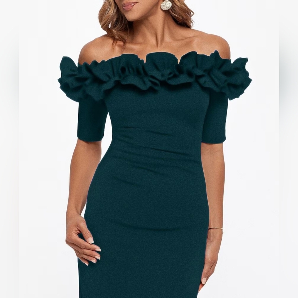 Ruffled Off-the-Shoulder Short Sleeve Crepe Sheath Gown Pine Green Size 12